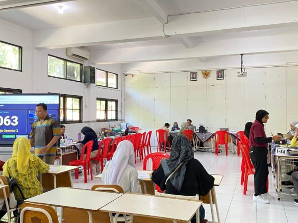 SMAN 9 Surabaya Laksanakan Daftar Ulang Tahap 1 dan Verifikasi Berkas SPMB 2026