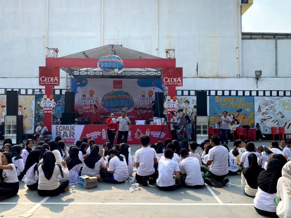 Kolaborasi dengan JTV dan Cedea, SMA Negeri 9 Surabaya Gelar Class Meeting Spesial di Hari Terakhir Sebelum Penerimaan Rapor